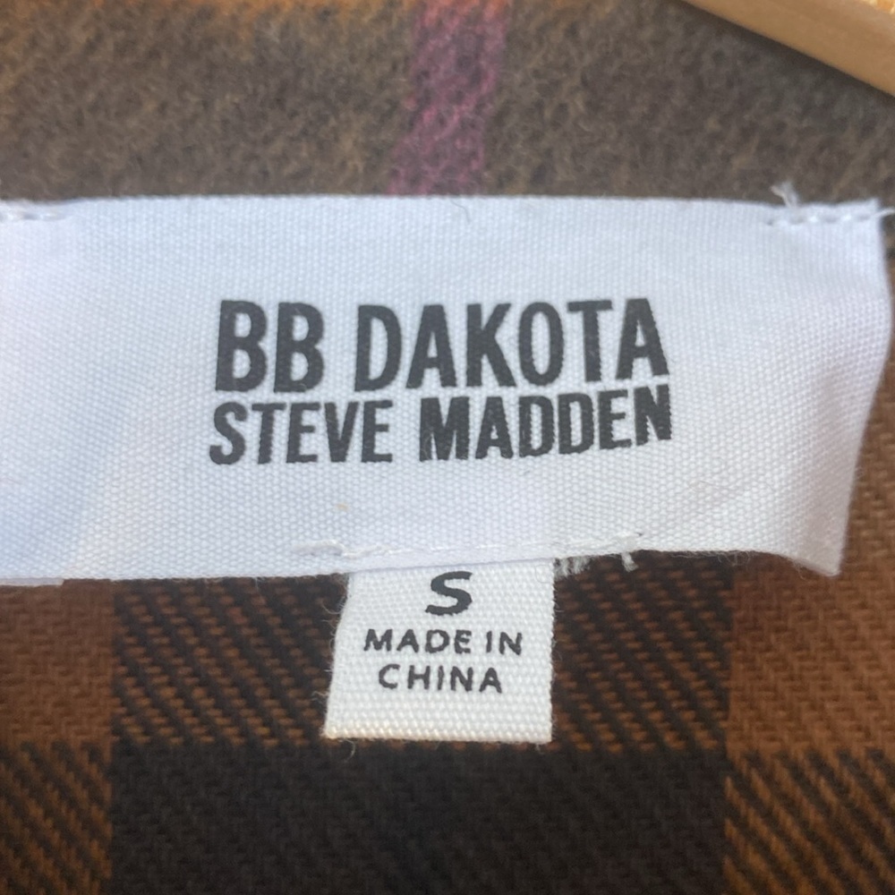 NWT BB Dakota Steve Madden Brown Plaid Flannel Boxy Shacket Size Small - Picture 5 of 8